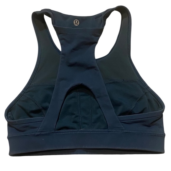 LULULEMON FINAL LAP BRA SIZE 6 - Picture 3 of 4
